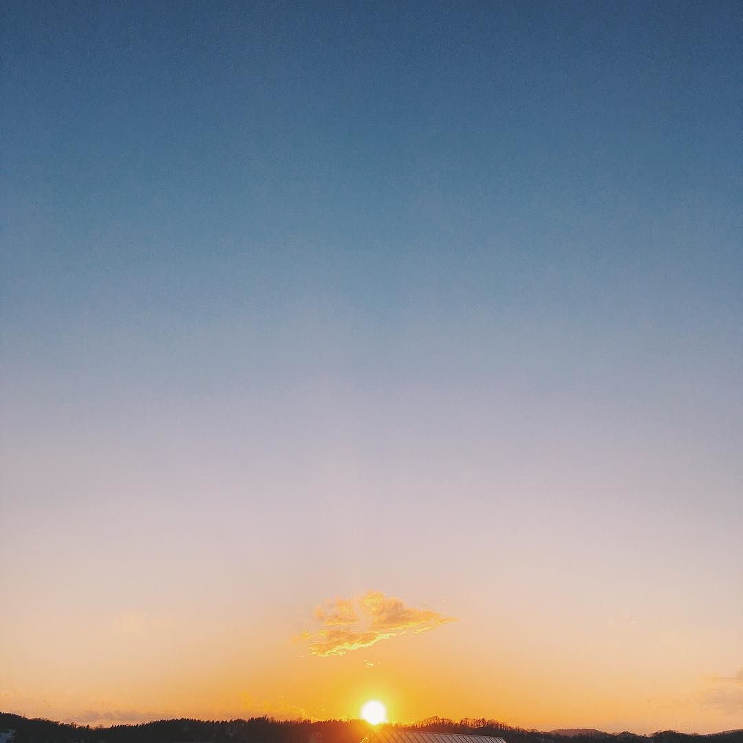 p.m.4:59 #sorapetitcc #sunset #iphonephotography #vscocam #landscape #kao_ombetsu #iphonese #reco_ig #pics_jp #風景写真