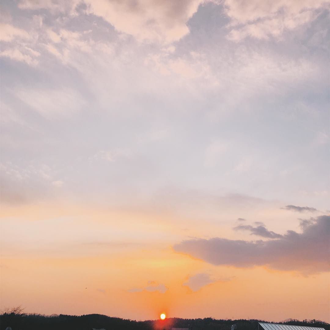 p.m.3:54 #sorapetitcc #sunset #iphonephotography #vscocam #landscape #kao_ombetsu #iphonese #reco_ig #pics_jp #風景写真 #uyake946