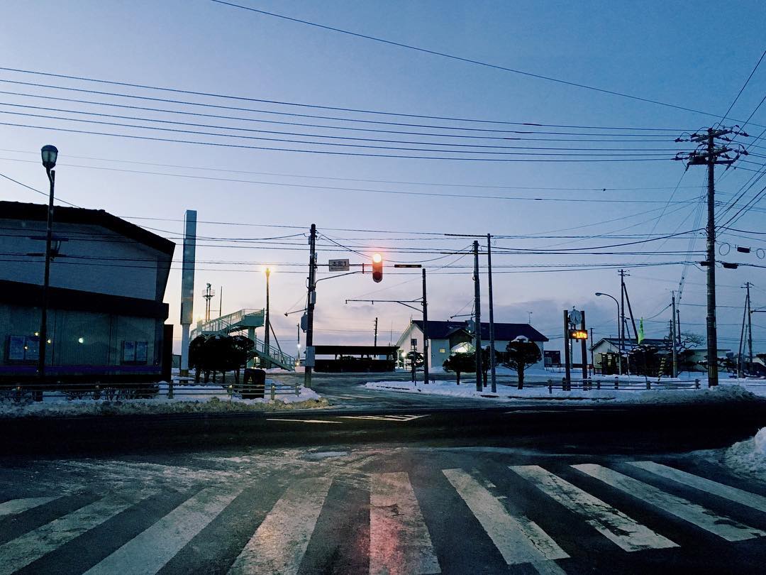 a.m.6:27 -1.4℃ #iphonese #film #sorapetitcc #morning #igersjp #pics_jp #reco_ig #landscape #風景写真 #kao_ombetsu #winter #snow