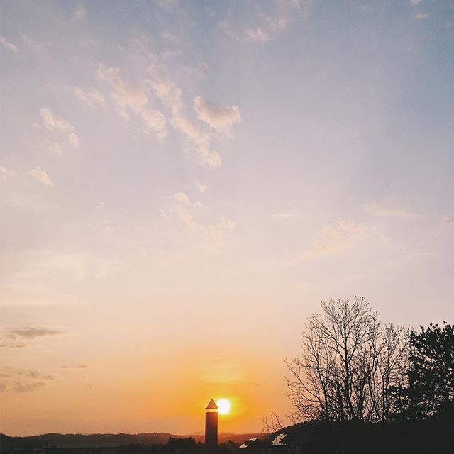 今日はちょっと撮れなかった。p.m.6:28 #sorapetitcc #sunset #iphonephotography #vscocam #landscape #kao_ombetsu #iphonese #reco_ig #pics_jp #風景写真 #spring #igersjp #pics_film