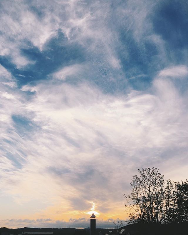 2018.6.10 p.m.6:19 #sorapetitcc #sunset #iphonephotography #vscocam #landscape #kao_ombetsu #iphonese #reco_ig #pics_jp #風景写真 #igersjp #kao_candlesidea
