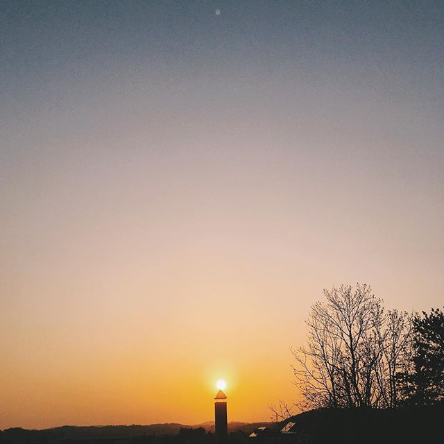 p.m.6:21 #sorapetitcc #sunset #iphonephotography #vscocam #landscape #kao_ombetsu #iphonese #reco_ig #pics_jp #風景写真 #spring #igersjp #pics_film #kao_candlesidea