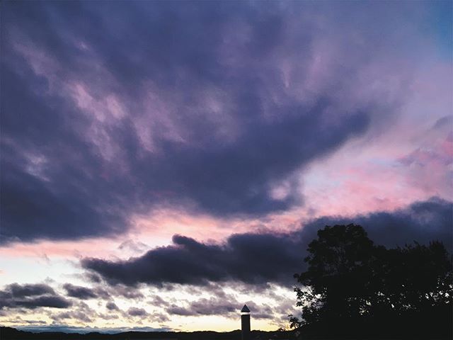 不思議な色だった。p.m.6:35 #sorapetitcc #sunset #iphonephotography #vscocam #landscape #kao_ombetsu #iphonese #reco_ig #風景写真 #igersjp #hokkaido #kushiro