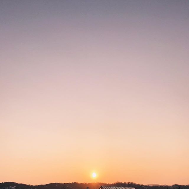 2019.3.3 p.m.4:50 #kao_sora 流れる季節の真ん中でふと日の長さを感じます ＊ ＊＊ #iphone7 #vscocam #sorapetitcc #igersjp #reco_ig #landscape #風景写真 #kao_ombetsu #sunset
