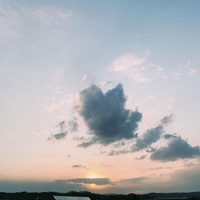2020.3.22 p.m.5:12 #kao_sora #sorapetitcc #sunset #iphonephotography #vscocam #landscape #kao_ombetsu #iphone7 #reco_ig #風景写真 #igersjp
